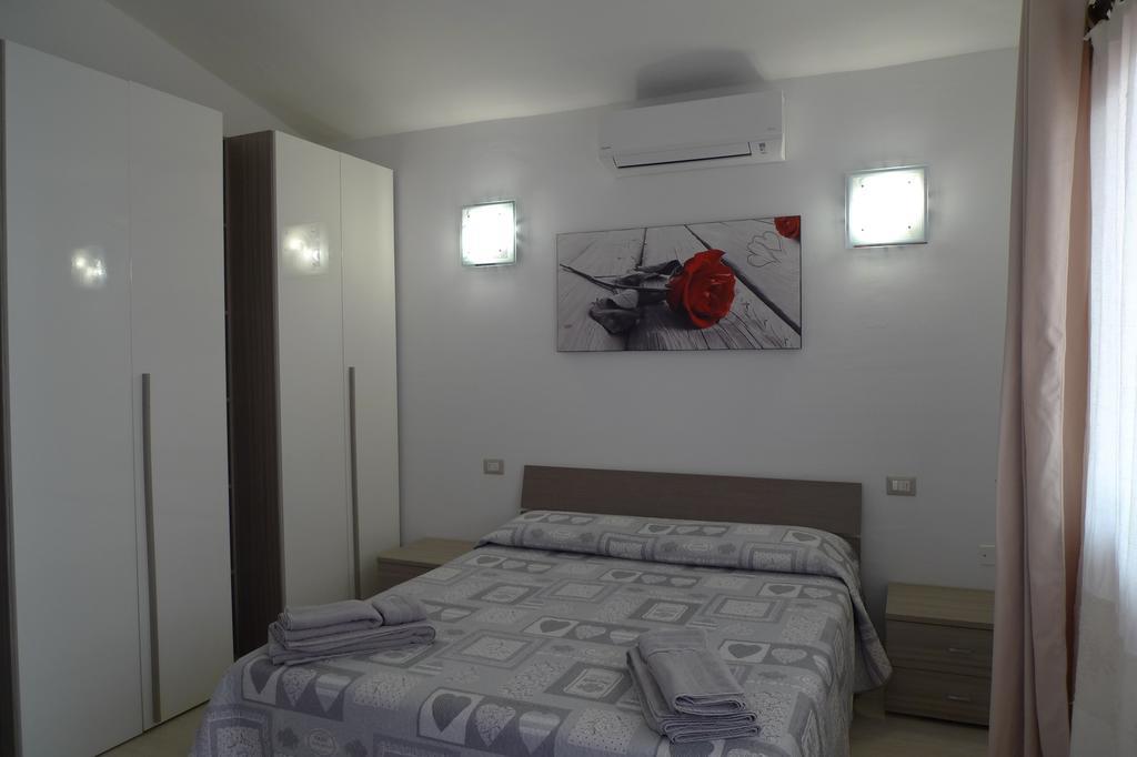 Villaggio Est Affittacamere San Teodoro  Luaran gambar
