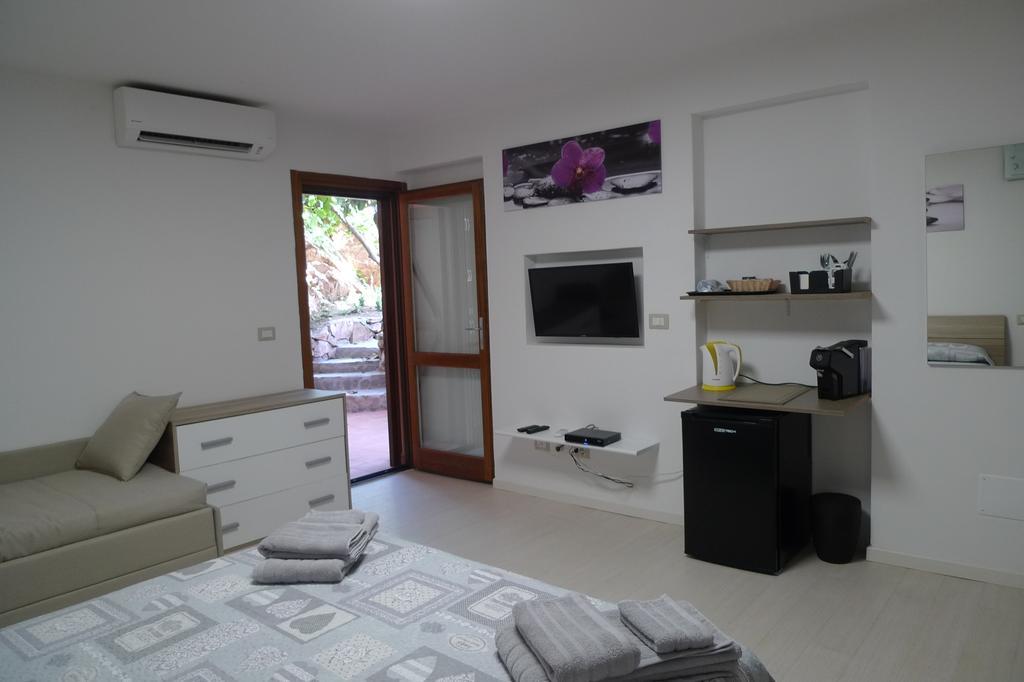 Villaggio Est Affittacamere San Teodoro  Luaran gambar