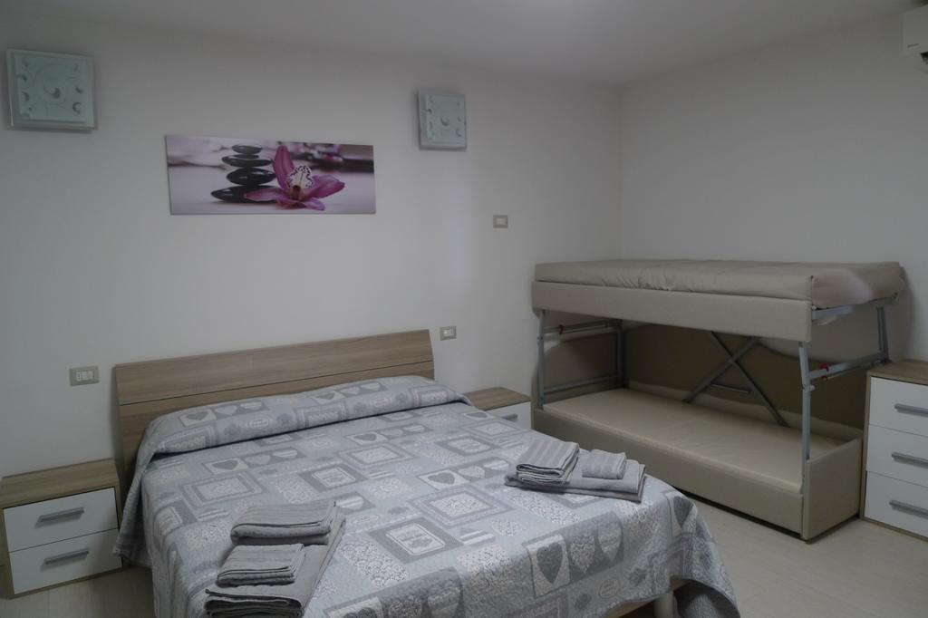 Villaggio Est Affittacamere San Teodoro  Luaran gambar
